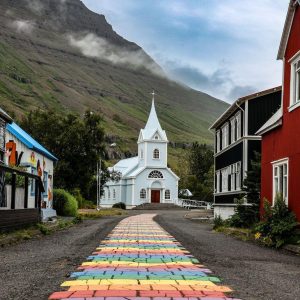 TC-051 — A Path of Colors