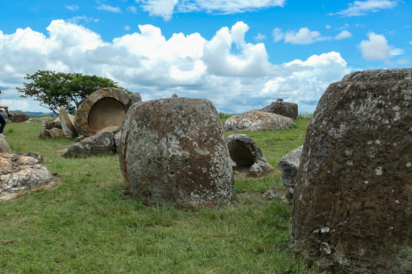 Plain of Jars in Laos, a land of enigmas and scars - Terra Cultura