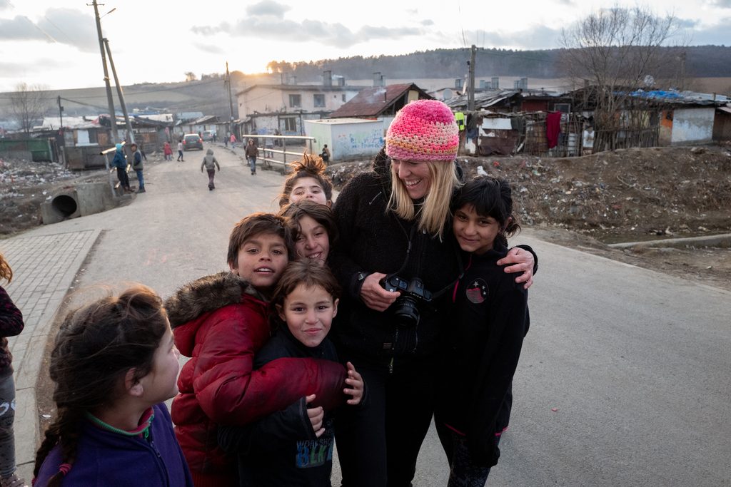 Manuela Federl is a documentary filmmaker, photographer and journalist, and president of Lautlos e. V.